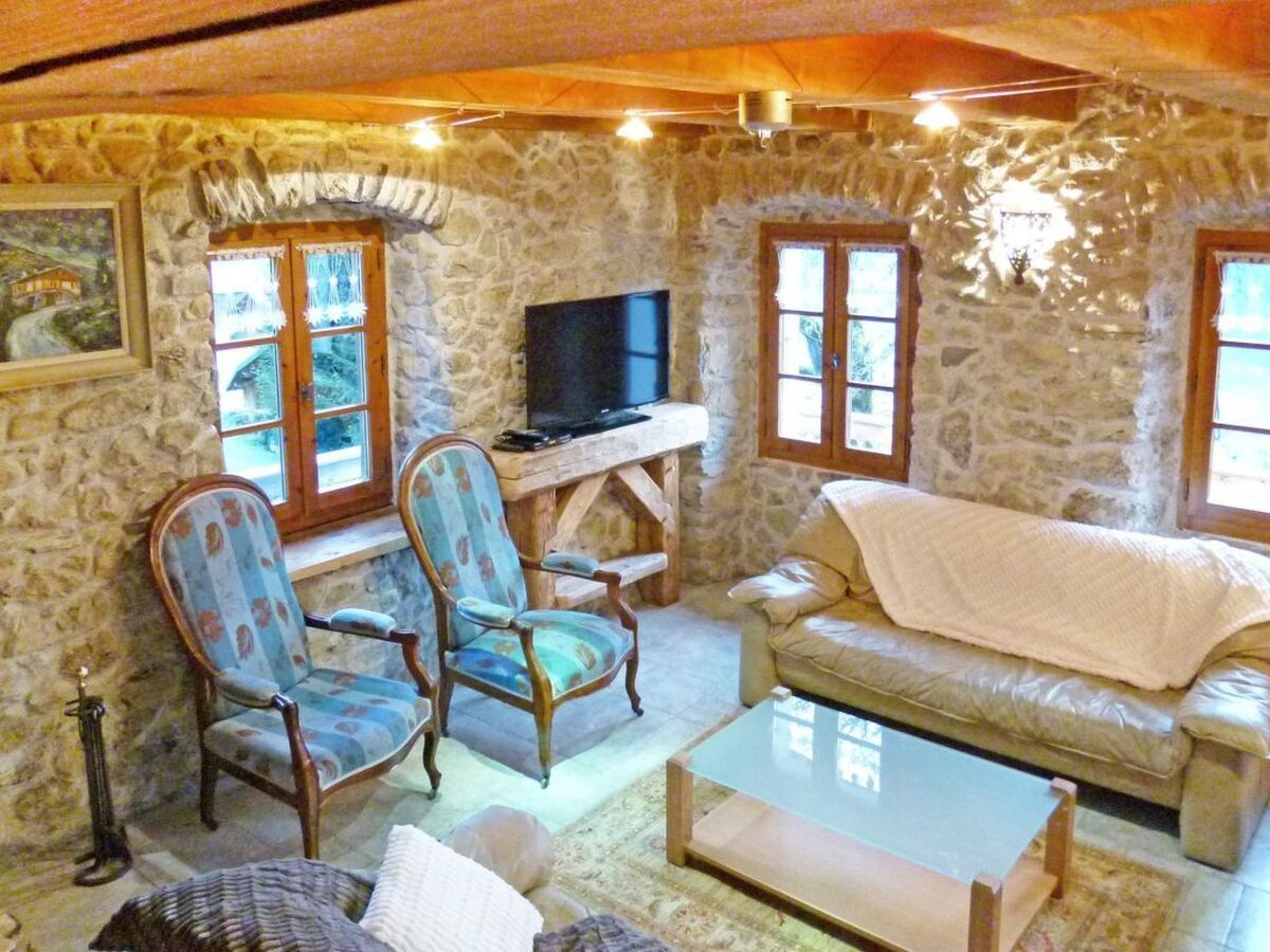 Chalet Petit Châtel – 10 pers., jacuzzi & vue Portes du Soleil - Photo 5