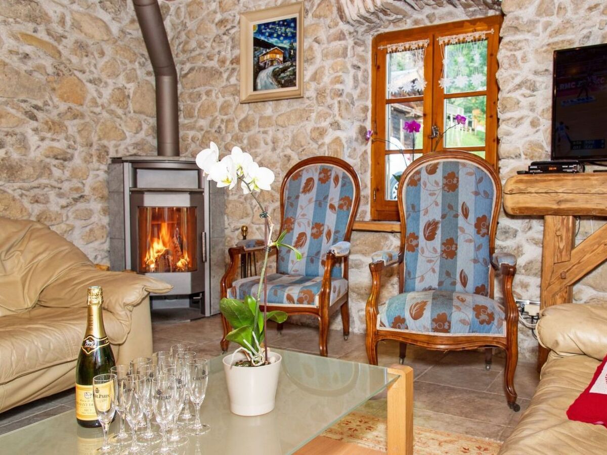 Chalet Petit Châtel – 10 pers., jacuzzi & vue Portes du Soleil - Photo 6