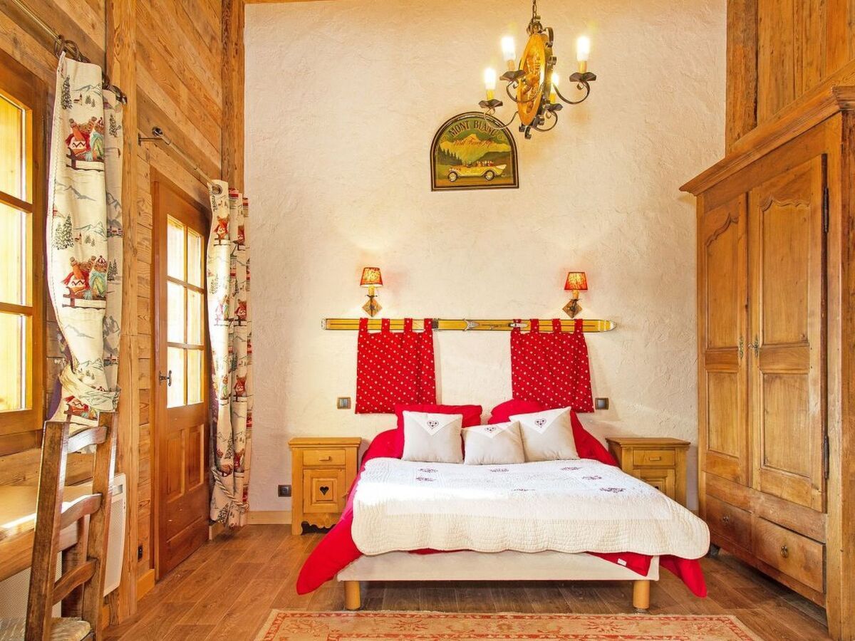Chalet Petit Châtel – 10 pers., jacuzzi & vue Portes du Soleil - Photo 11