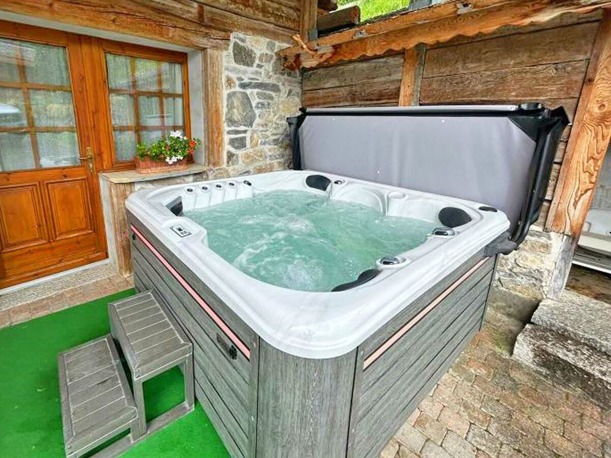 Chalet Petit Châtel – 10 pers., jacuzzi & vue Portes du Soleil - Photo 19
