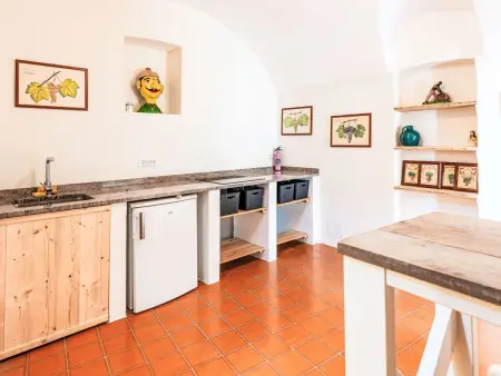 Appartement Op het Pleintje à Airole, vue montagnes : photo 4