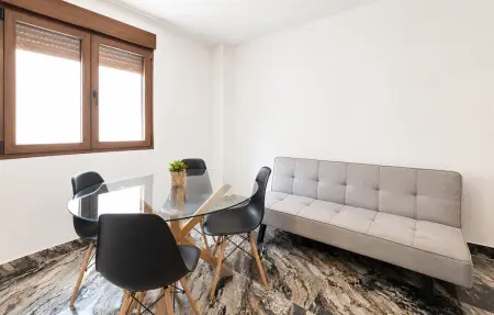 Appartement lumineux au 2e étage à Villar del Arzobispo, 4 pers. : photo 2