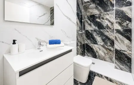 Appartement lumineux au 2e étage à Villar del Arzobispo, 4 pers. : photo 7