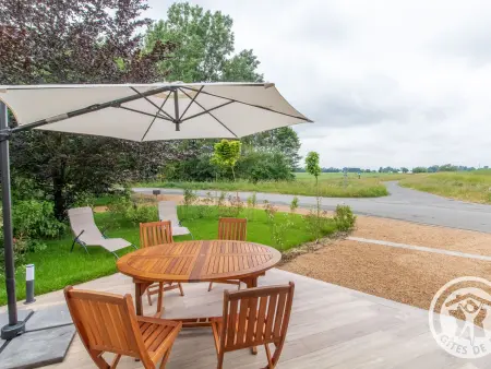 Gîte rénové 2021 avec terrasse, 1 km de la Loire : photo 5