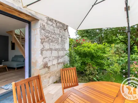 Gîte rénové 2021 avec terrasse, 1 km de la Loire : photo 12
