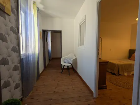 Gîte rénové 4 pers. avec jardin 160 m² à Échallat : photo 22