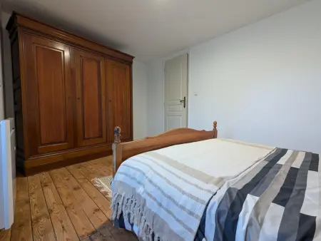 Gîte rénové 4 pers. avec jardin 160 m² à Échallat : photo 28
