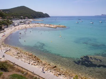 Studio climatisé terrasse ombragée – Saint-Cyr-sur-Mer : photo 11
