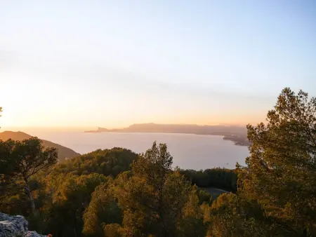 Studio climatisé terrasse ombragée – Saint-Cyr-sur-Mer : photo 14