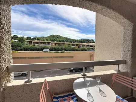 Studio climatisé terrasse ombragée – Saint-Cyr-sur-Mer : photo 15