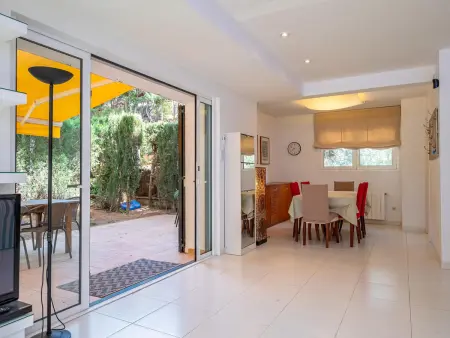 Maison jumelée 3 chambres avec piscine, 1 km plage - Photo 3