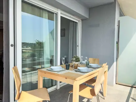 Appartement 3 pièces climatisé près de la plage : photo 5