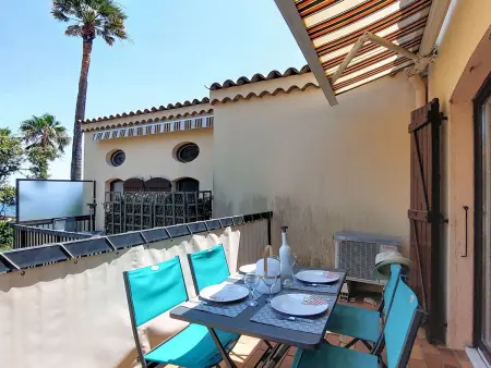 Appartement Les Embruns, 50 m de la plage : photo 21