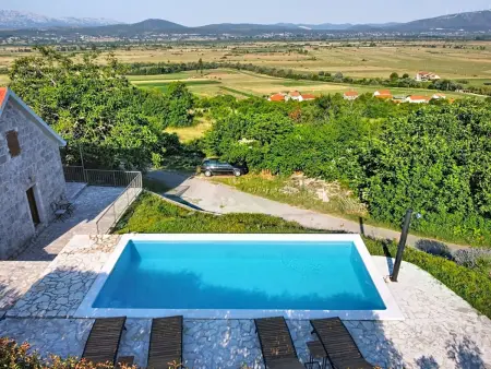 Maison Marija à Trilj avec piscine partagée : photo 23