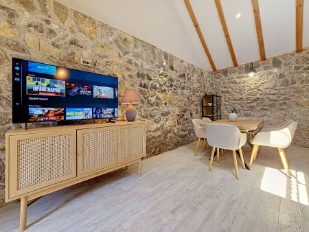 Maison Ana à Trilj : studio avec piscine partagée : photo 8
