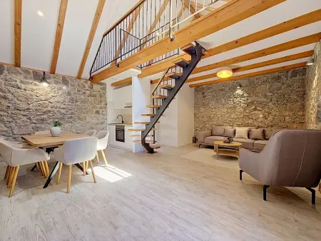 Maison Ana à Trilj : studio avec piscine partagée : photo 9