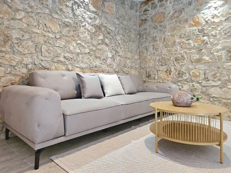 Maison Ana à Trilj : studio avec piscine partagée : photo 10
