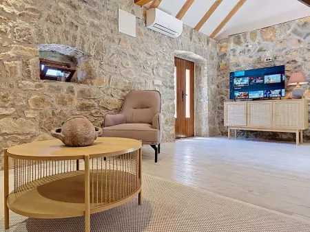 Maison Ana à Trilj : studio avec piscine partagée : photo 11