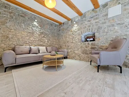Maison Ana à Trilj : studio avec piscine partagée : photo 14