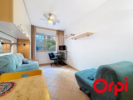 Studio 18 m² centre-ville Menton, plages à pied : photo 2