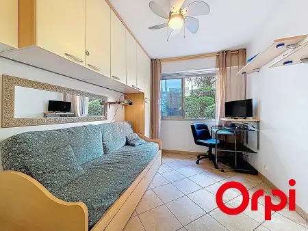 Studio 18 m² centre-ville Menton, plages à pied : photo 3