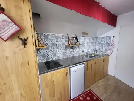 Studio 28m² centre Montgenèvre, balcon sud, 4 pers. : photo 3