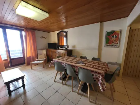 Appart 69m² centre Montgenèvre, 6 pers, animaux OK : photo 2