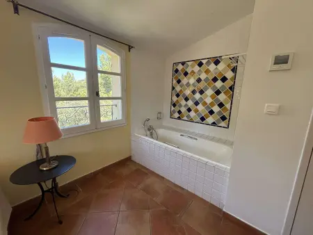 Appartement vue mer Saint-Cyr-sur-Mer - 6 pers. : photo 11