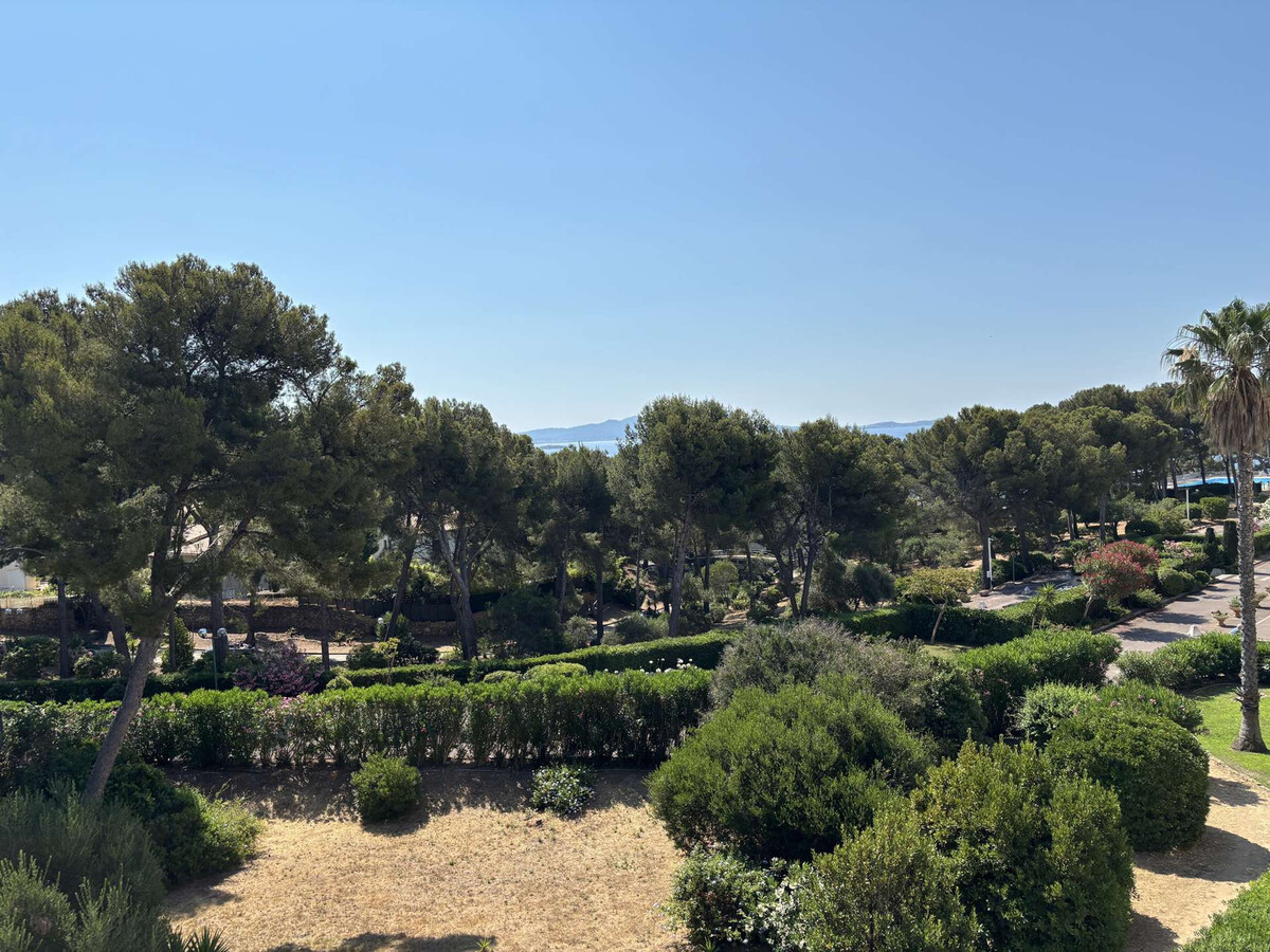 Appartement vue mer Bandol, résidence avec plage privée - Photo 3