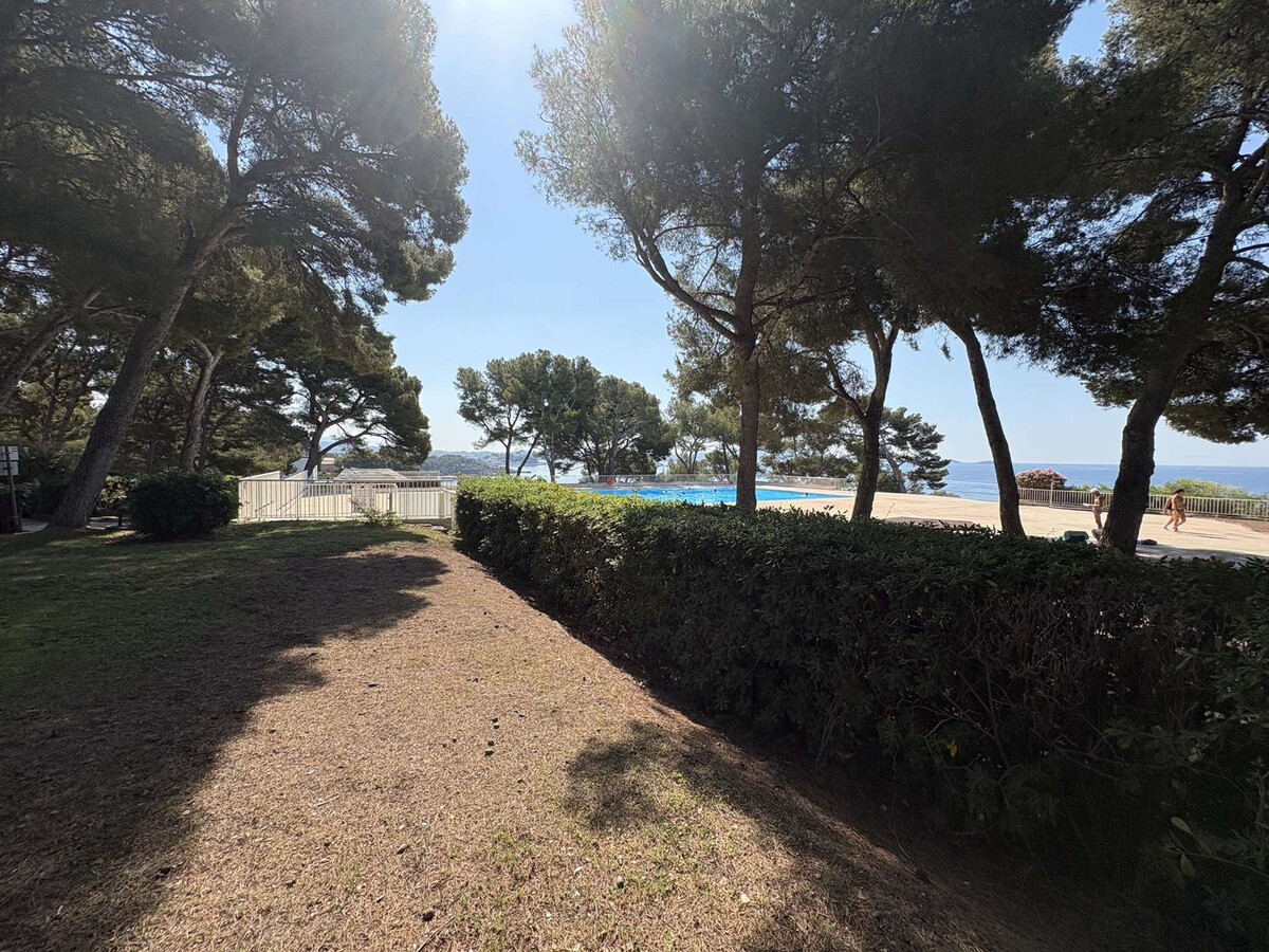 Appartement vue mer Bandol, résidence avec plage privée - Photo 17