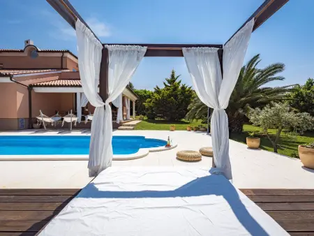 Villa Mirna à Medulin : maison 10 pers. piscine privée : photo 19
