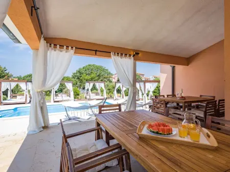 Villa Mirna à Medulin : maison 10 pers. piscine privée : photo 44