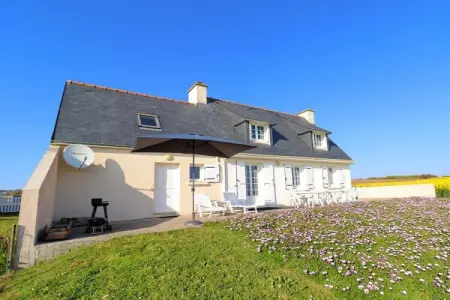 Maison bretonne avec accès direct à la mer, Plozévet : photo 5