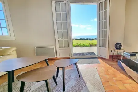 Maison bretonne avec accès direct à la mer, Plozévet : photo 9