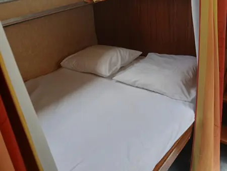 Pénichette vintage sur l'eau - 6 pers., Bateau 7 personnes à Cognac : photo 5