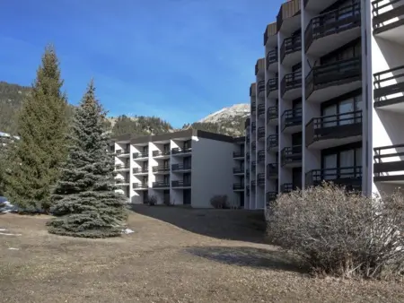 T2 à Montgenèvre : pistes de ski à moins de 100 m, balcon ouest : photo 12