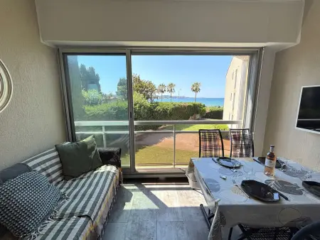 Location appartement à Sanary sur Mer, Appartement cosy avec parking, vue mer - 4 pers.