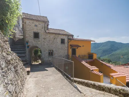 Casa Morgana, gîte 4 pers. Bagnone, terrasse : photo 3