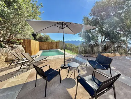 Maison vue mer, piscine et climatisation à Ajaccio - Photo 1