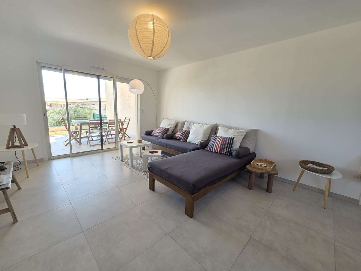Appartement rez-de-chaussée vue mer à Lumio, 200 m plage - Photo 2