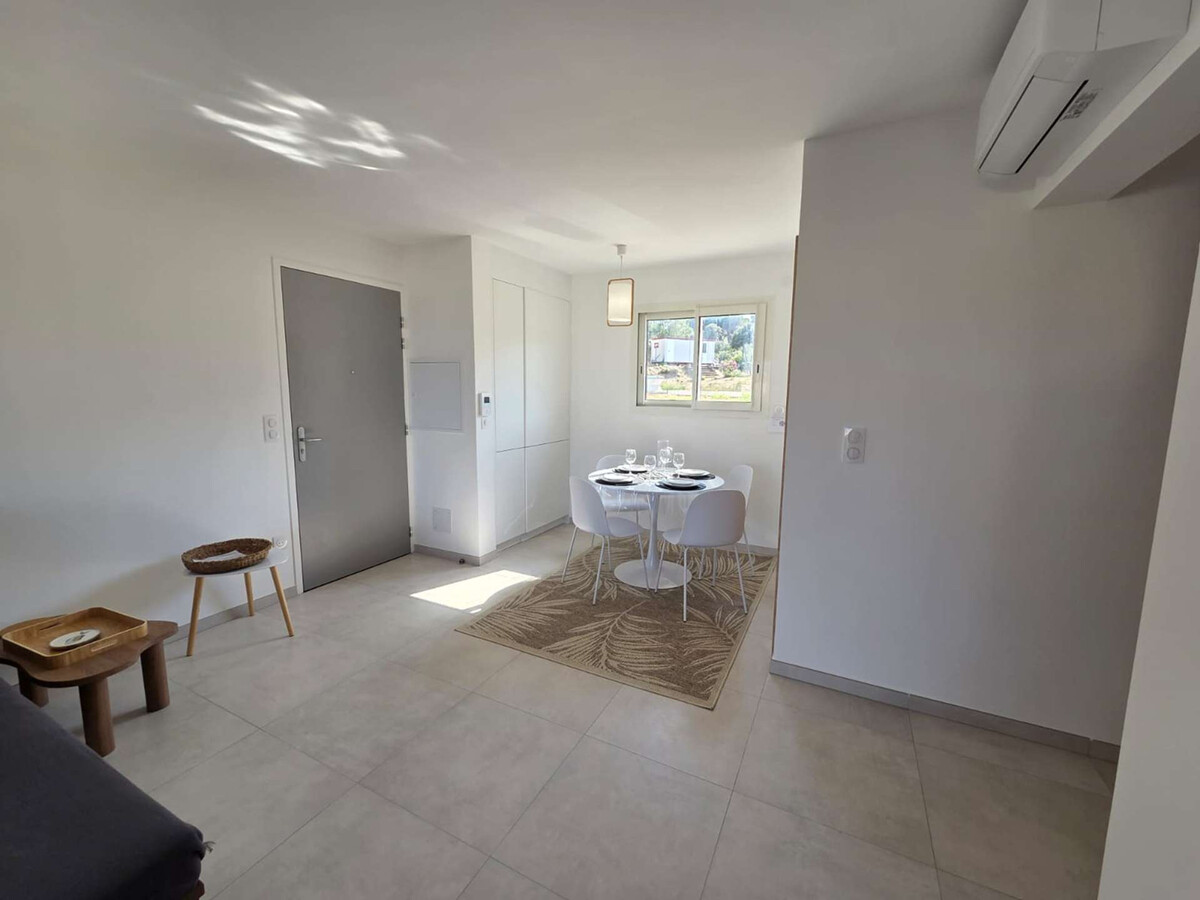 Appartement rez-de-chaussée vue mer à Lumio, 200 m plage - Photo 5