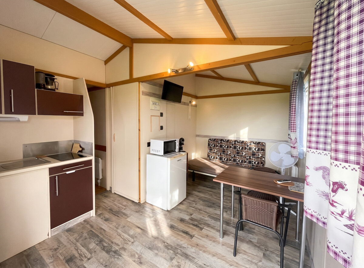 Chalet 20m² avec piscine et jardin à Chazemais - Photo 3