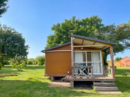 Chalet 20 m² avec piscine partagée à Chazemais