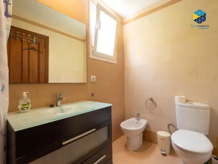 Villa avec piscine privée - 5 pers., Villa 5 personnes à Cala Llombards - Photo 13