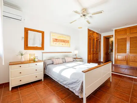 Maison avec piscine et clim, vue montagne - 8 pers. - Photo 20