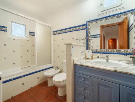 Maison avec piscine et clim, vue montagne - 8 pers. - Photo 28
