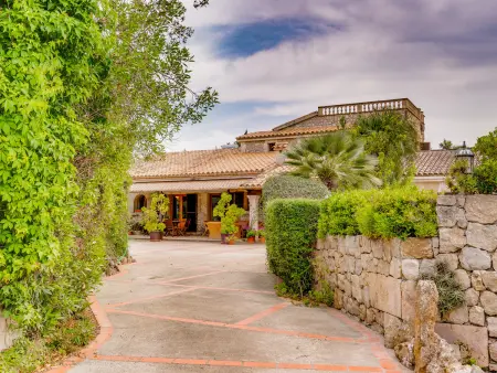 Villa Lorenzo, maison mallorquine typique avec piscine : photo 34