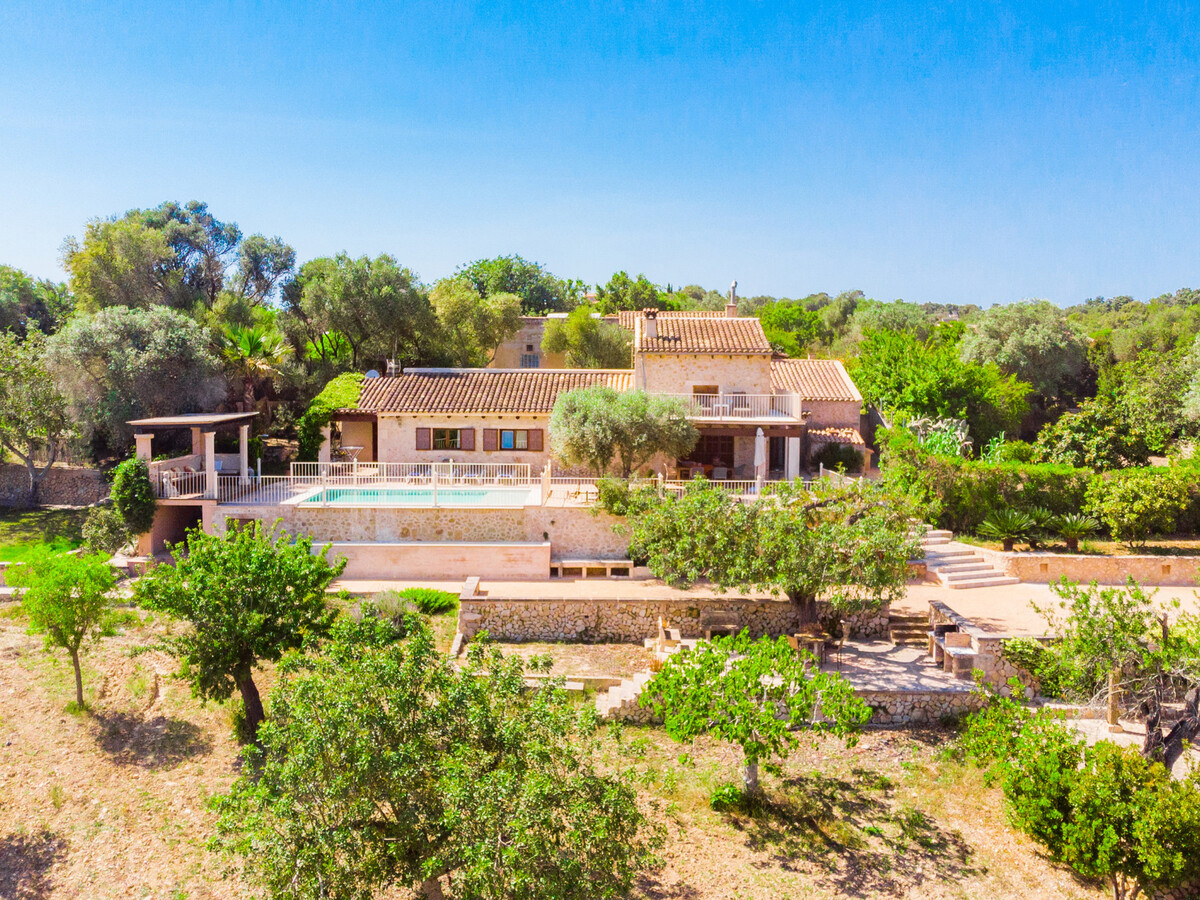 Gîte NINES à Petra : 3 chambres, piscine privée 8x4m - Photo 3