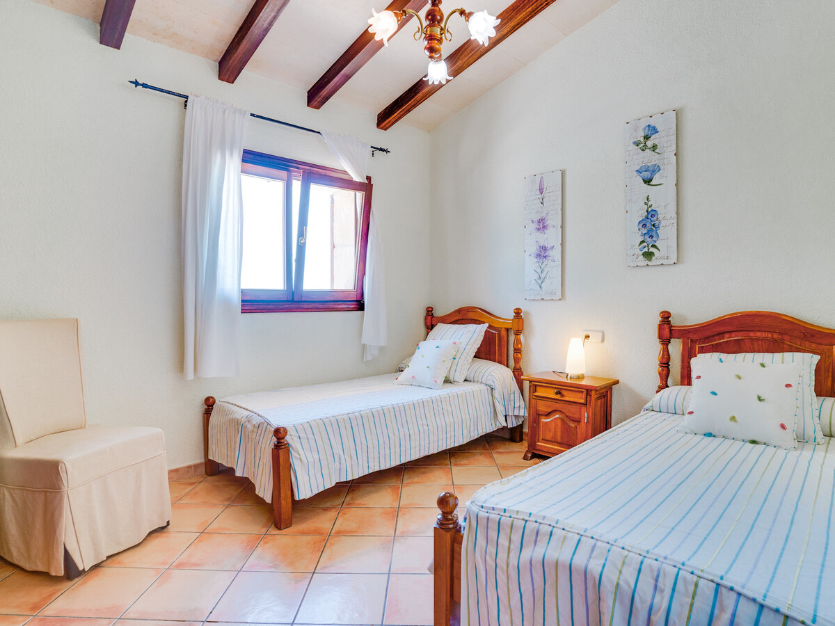 Gîte NINES à Petra : 3 chambres, piscine privée 8x4m - Photo 21