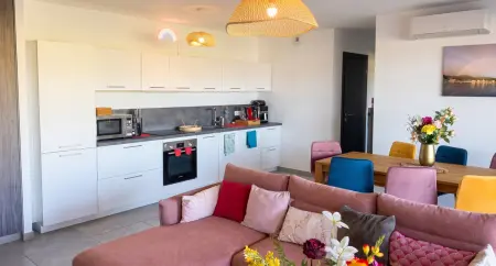 Appartement vue mer à Ajaccio, balcon et climatisation, 4 personnes : photo 3